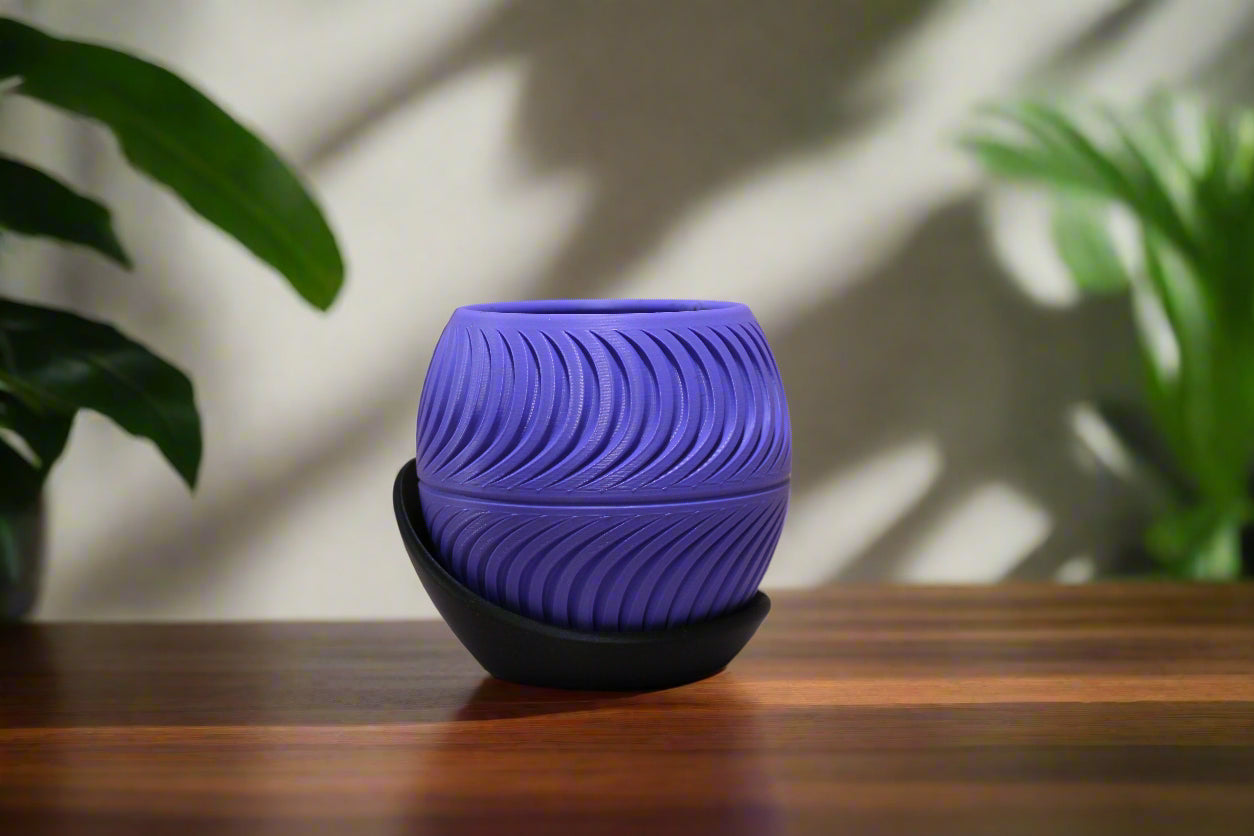 Beautiful Sliced Planter with Wrap Around Plate