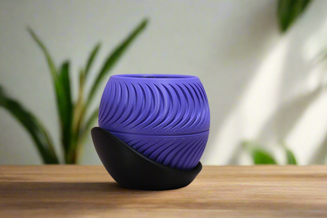 Beautiful Sliced Planter with Wrap Around Plate