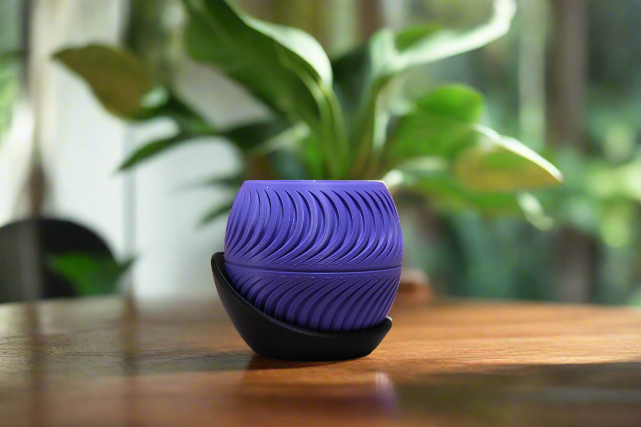 Beautiful Sliced Planter with Wrap Around Plate
