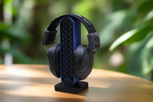 Modern minimalist headphone stand with grid patterns